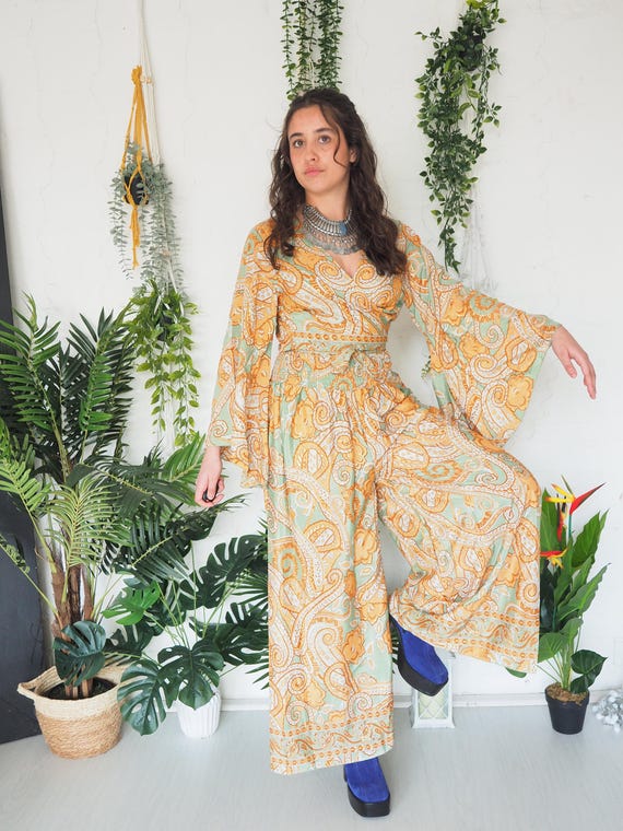 ETHICAL 2 PIECE SET – Recycled Sari Silk Festival Outfit - Stevie Nicks Witchy Summer Style – Handmade Hippie Co-ord - Paisley - Gypsy Soul