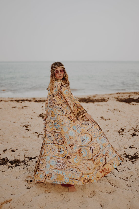 SUMMER FIELDS KIMONO - Floaty Jacket - Maxi Dress - Open front Cover Up - Glittery Kaftan - Vintage - Longline - Silk - Boho Dressing Gown