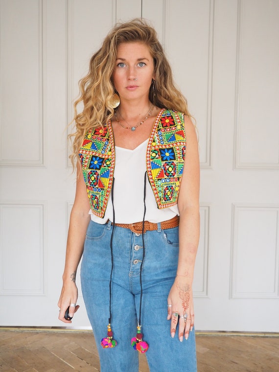 CROPPED MIRROR VEST - Indian patchwork Waistcoat - pom pom Tassel - Mexican Embroidery - Vintage - Afghan 70's Style - Retro - Free size