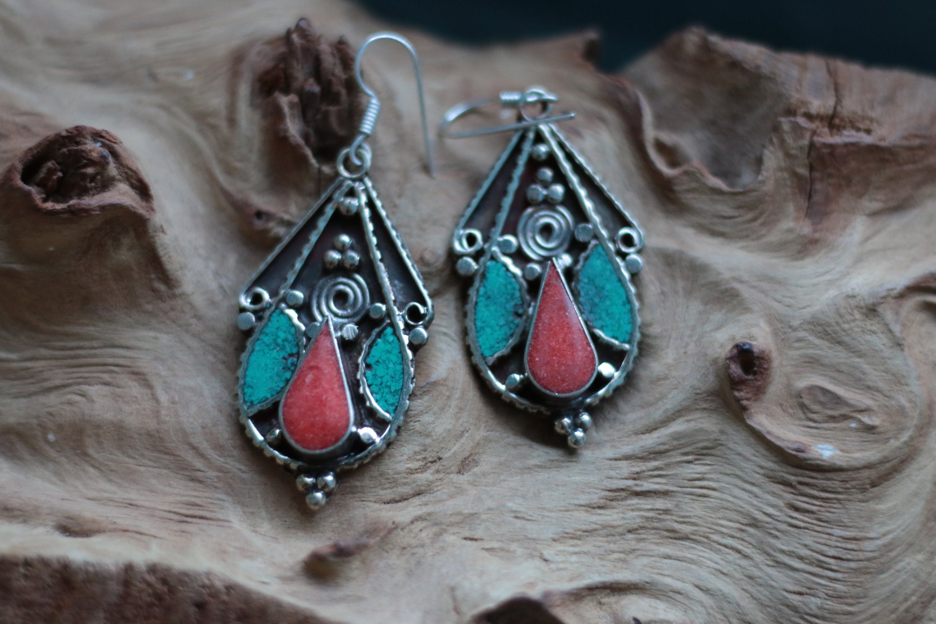 Original Ethnic Tibetan Earrings Female Sterling Silver Natural Turquoise Earrings Nepalese Vintage Palace Earrings