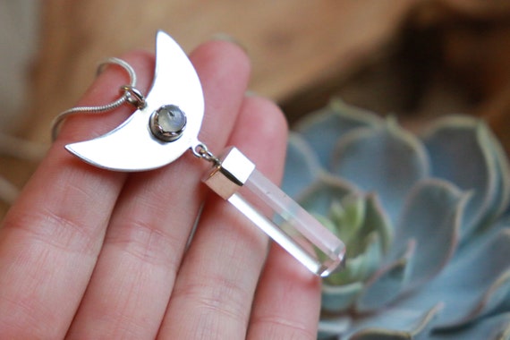 LABRADORITE & QUARTZ - Sterling Silver Moon Necklace - Crystal Gift - Healing Crystal - Statement - Gemstone Reiki Necklace - Moonstone