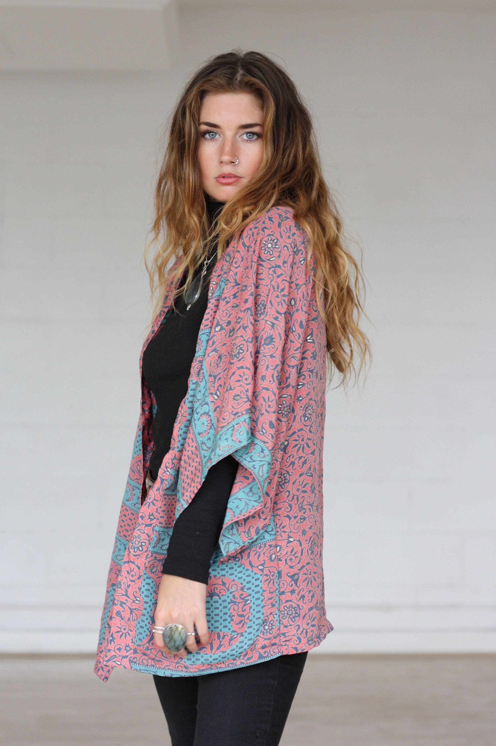 Floral kimono hotsell cardigan outfit