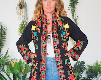 CHAQUETA NEGRA DE CACHEMIRA - Años 60 y 70 - Camisa vintage - Estilo retro Beatles - Abrigo Sgt. Pepper - Túnica bordada - Minivestido - Ligera