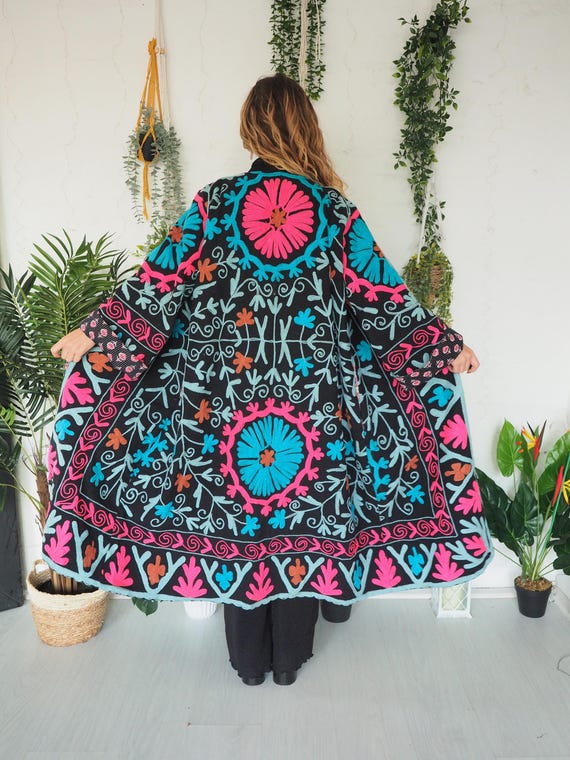 INCREDIBLE REVERSIBLE JACKET -  Unisex - Vintage - 70's 60's Hippie - Mens Festival - Long Tapestry Kimono - Large Embroidered Winter Coat