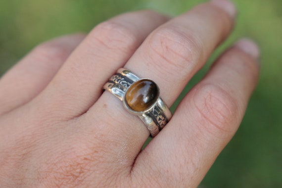 TIGER EYE RING - Adjustable - Thin 925 Silver - Hammered Ring - Navajo - Statement ring - Crystal - Chakra - Vintage style - Tribal - Unisex