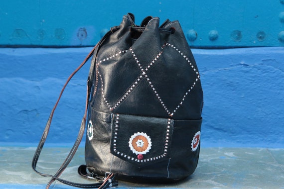 BLACK VINTAGE BAG - Leather over shoulder bag - Duffle bag - Aztec - Bohemian - Tribal - Duffle - Satchel - Bespoke - Autumn - 70's - 60's