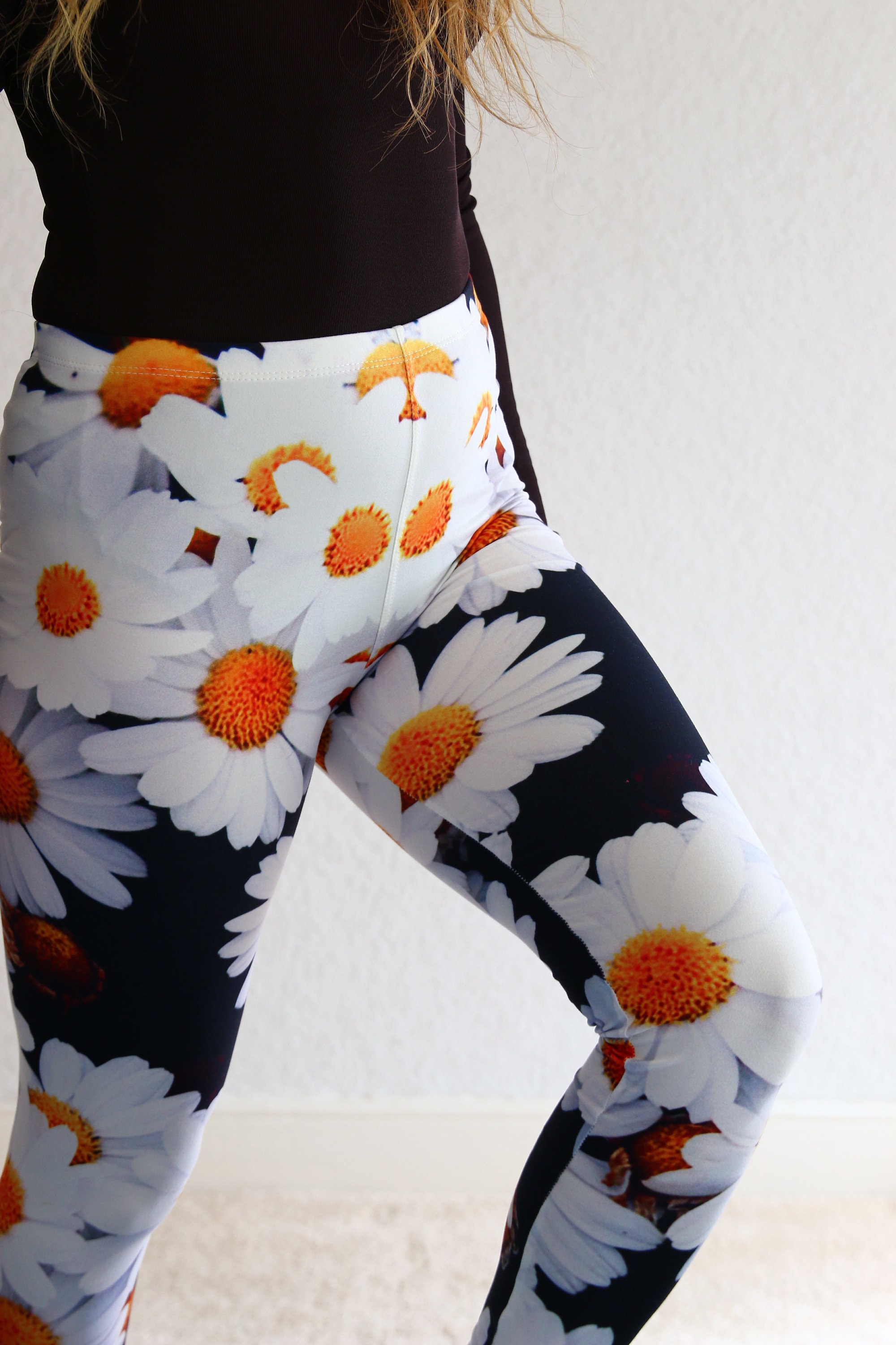 FLOWER POWER LEGGINGS - Hippie Active wear - Bohemian Yoga