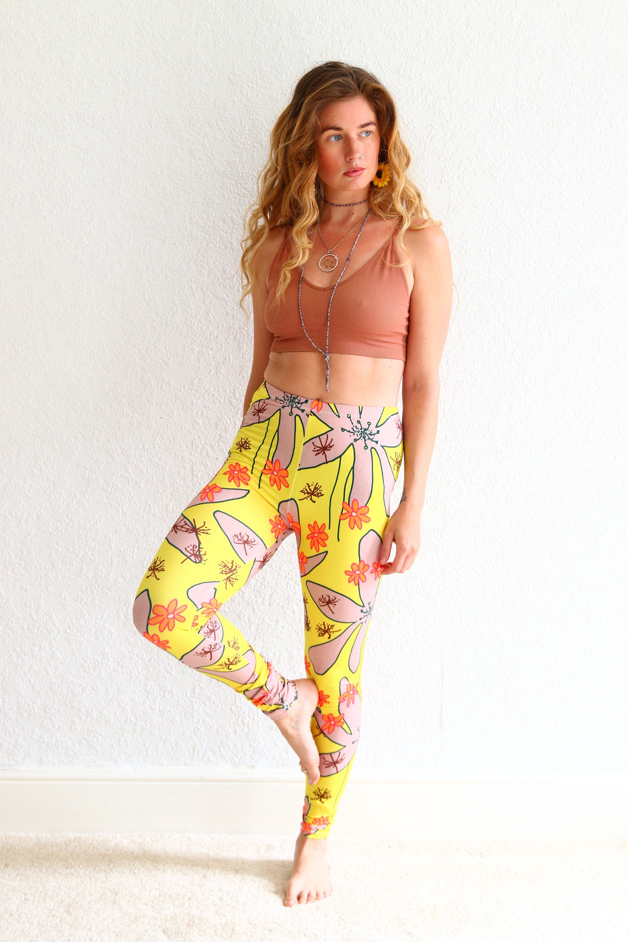 SUNSHINE FLOWER LEGGINGS - Sport pants - Colourful Leggings - Yoga Pants - Festival  Leggings - Pilates - Vibrant Yoga Tights - Boho Fitness