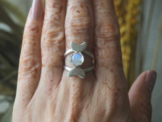 TRIPLE MOON GODDESS - Sterling Silver Ring - Moonstone - Moon Jewellery - Gemstone - Crystal Moon - Adjustable Ring - Halloween Jewelry