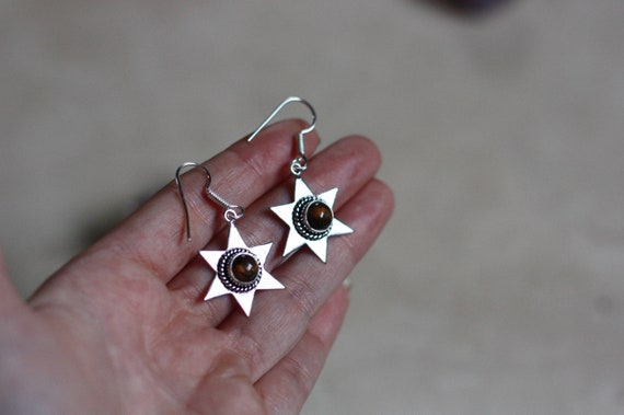 TIGERSEYE STAR EARRINGS - Silver Earrings - Crystal Earrings - Healing Crystal Jewellery - Tigers eye - Statement - Boho - Vintage - Crystal