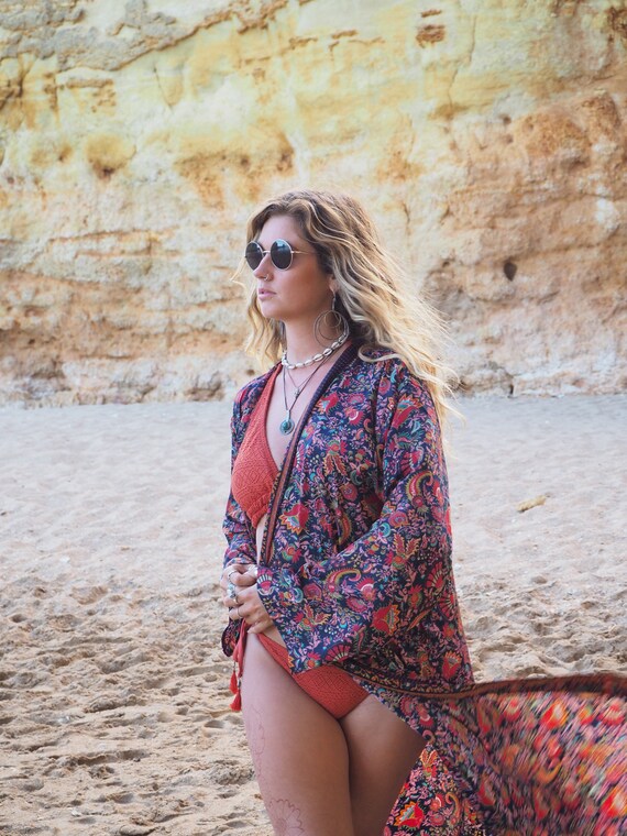 FULL LENGTH KIMONO - Long Flowing Cape - Cover Up - Kaftan - Vintage - Dressing Gown - Wrap Around Dress - House Coat - 60's Gypsy
