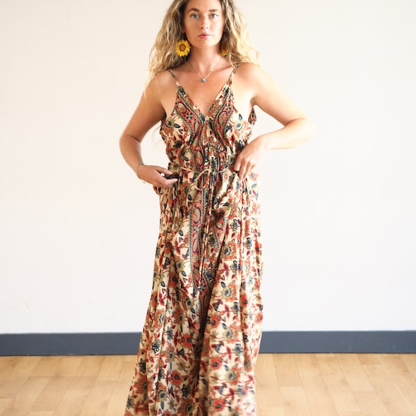 RECYCLED VINTAGE FLORAL - Sale Kleid - Niedriger Binderücken - V-Ausschnitt Seide - Satin Mischung - Boho Hippie Chic - 70er Jahre Rückenfreies Kleid - Maxi Boho