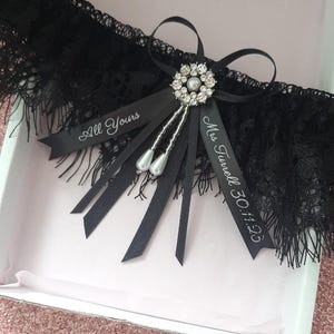 skull garter belt Skull Garter Belt