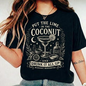 Midnattsmargarita PNG, Lägg limen i kokosnöten, Häxig Cocktail Sublimering, Kökshäxskjorta Design, Praktisk Magi Nedladdning