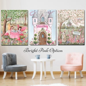 K&ouml;nnte beinhalten: Drei Aquarell-Leinwanddrucke. Der mittlere Druck zeigt ein rosa Schloss mit dem Text "Princess Olivia". Die anderen Drucke zeigen Feen, ein Kaninchen und einen Garten. Der Text "Bright Pink Option" steht darunter.
