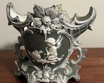 Antique Schafer & Vater Green Jasperware Vase Art Nouveau Cherub Relief Pate Sur