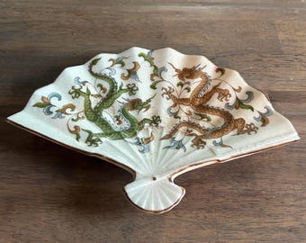 Talerz wachlarzowy z podwójnym smokiem w stylu vintage Andrea by Sadek | Ręcznie malowana porcelanowa miseczka na drobiazgi