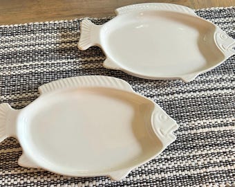 Vintage Pfaltzgraff #246 White Fish Shaped Platters - Seafood Bake 'N Server (Set of 2)