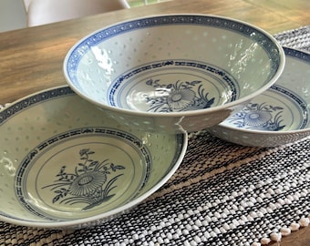 Set of 3 Large Vintage Chinese Rice Grain Serving Bowls – Blue & White Porcelain