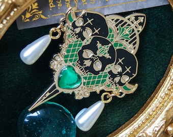 Épingle en émail Saints Skull avec perles de la collection Gothic Pins
