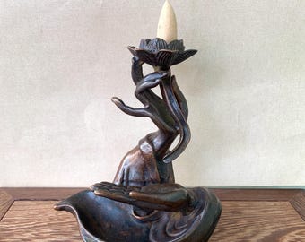 Retro Bronze Lotus Buddha Hand Backflow Incense Incense Holder - Symbol of Good Fortune & Health - Spiritual Desktop Decor