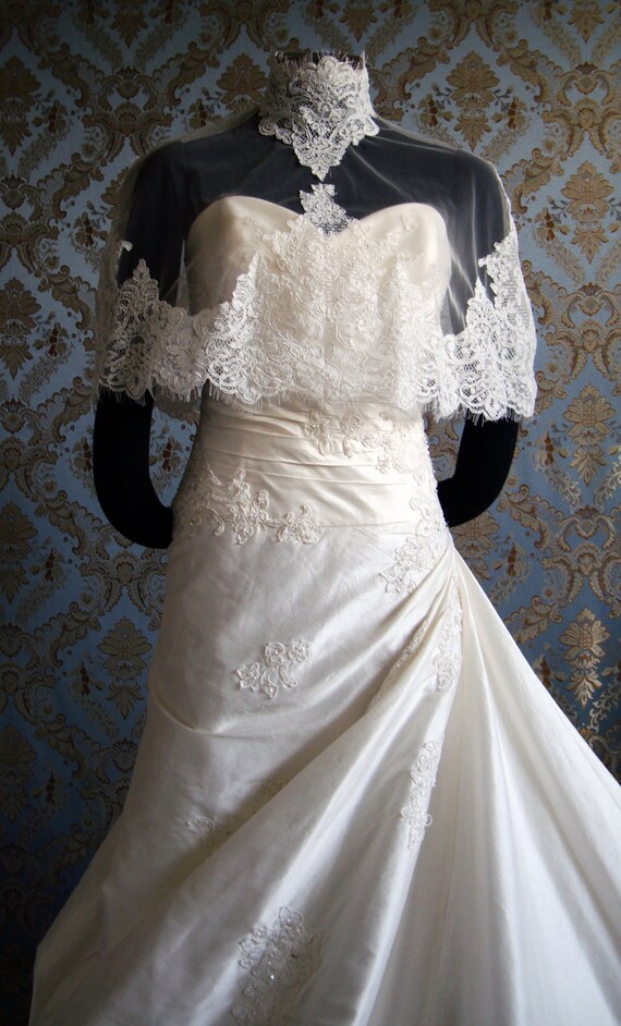 sheer capelet