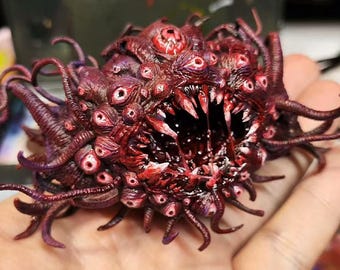 Cthulhu-staty — Lovecraftiansk skrivbordsprydnad — Dekor med kosmiskt skräcktema — Huvudskulptur som självlyser i mörkret