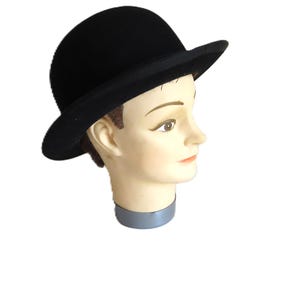 Vintage French Bowler Hat – Black Bowler with Leather Inner Band – Classic Timeless Style