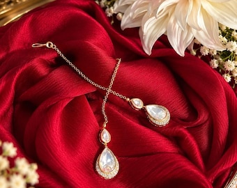 Gold Kundan Style Maang Tikka | Indian Bridal Head Jewelry | Teardrop Forehead Jewelry | Wedding Tikka.