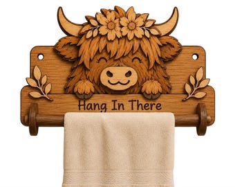 Porte-serviette Vache Highland SVG | Fichier découpé au laser pour décoration de salle de bain de ferme | Joli porte-serviettes superposé en vache | Conception SVG Glowforge