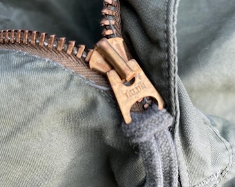 Pantalones árticos M1951 del Cuerpo de Marines de los Estados Unidos (USMC), fechados en 1951, talla M regular para hombre, cremallera Talon de latón.