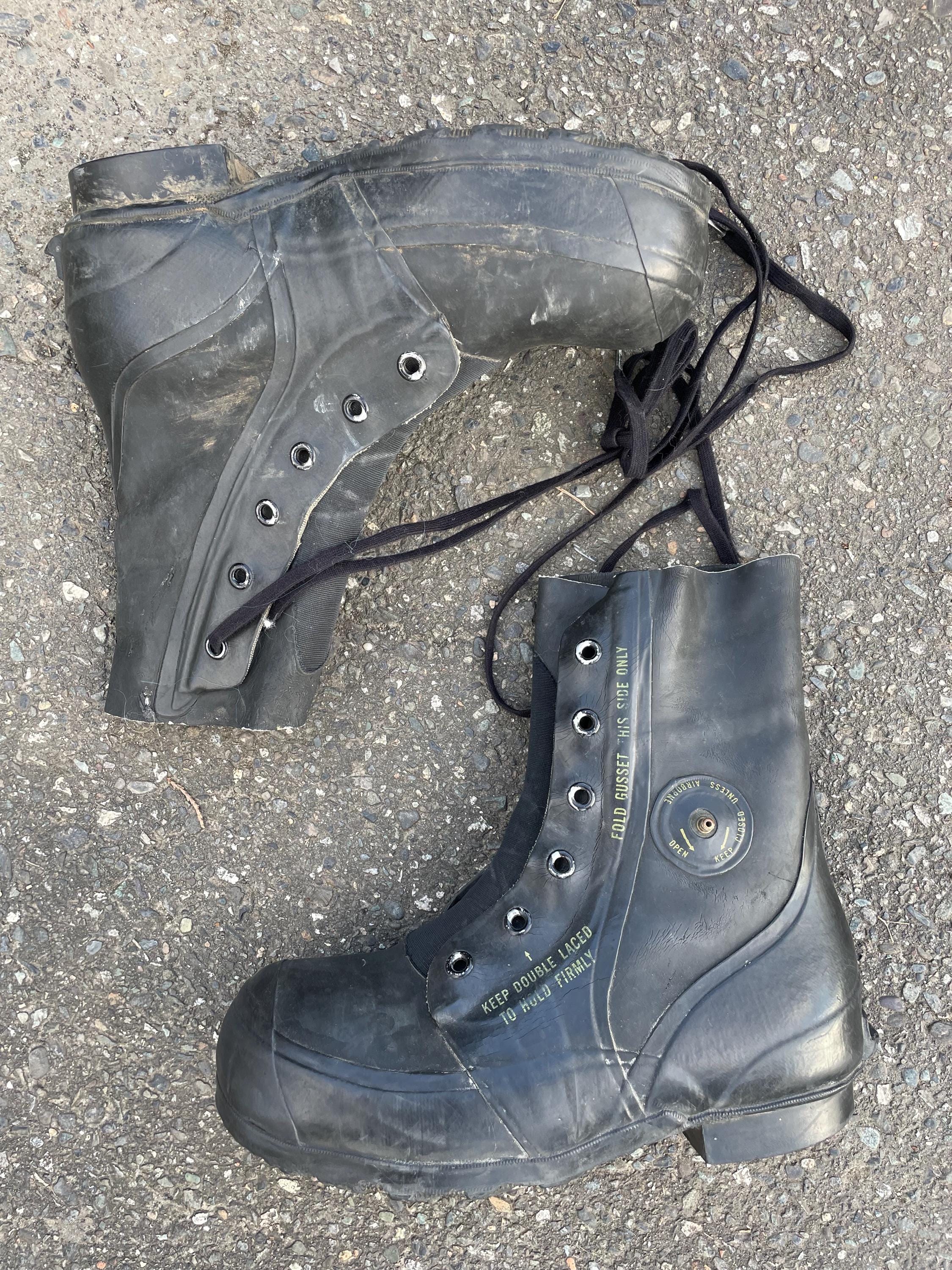 Mickey mouse military boots - Etsy 日本