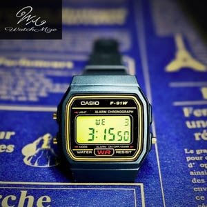 CASIO F-91WG-9QJH | Original LCD | Modifierad | Ersättning för LED-bakgrundsbelysning | Silikonarmband "svart" | Tillverkad av japanska hantverkare