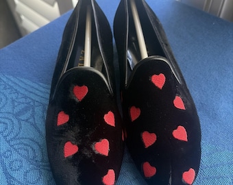 Mocasines ZALO de terciopelo negro con bordado de corazón rojo, talla 6 M, zapatos sin cordones de terciopelo estilo vintage.
