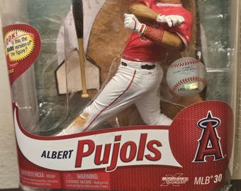 Figura de acción de McFarlane Albert Pujols, sellada en caja nueva.