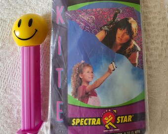 XENA Warrior Princess 42” Delta Kite by Toy Biz Inc. New Old Stock NIP 1998 Vintage