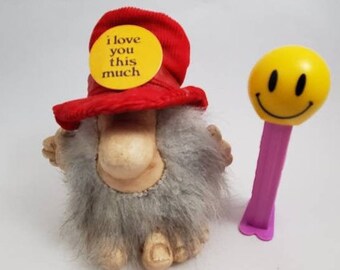 Paula Statue 1985 Hairy Beatnik figure, "I love you this much"  button on Red Hat Vintage Decor, Hippy BoHo retro