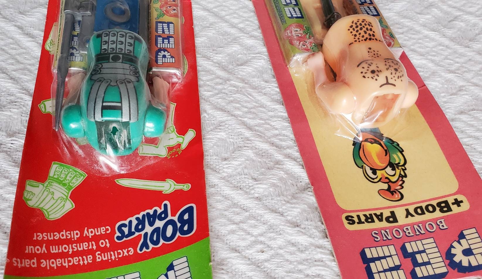 OLD PEZ ペッツ ボディパーツ 未開封 ビンテージ PEZ ボディパーツ 新古品 未開封 カード入り、お選