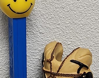 Vintage TONKA TOY Prospectors Mule Donkey Pack w/Mining Tools, Made in Hong Kong