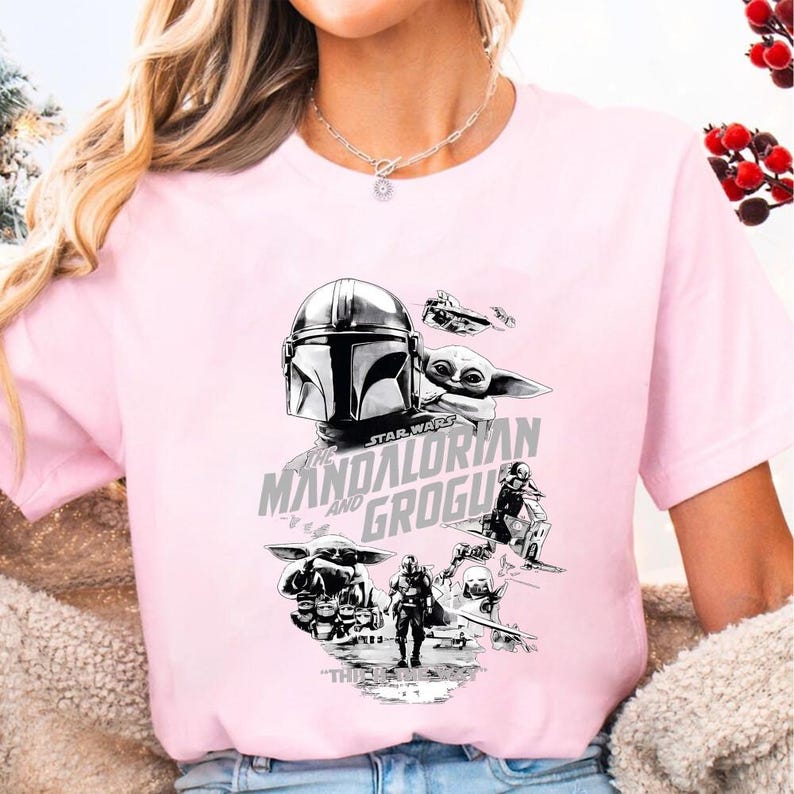 StarWars The Mandalorian Grogu T-Shirt, Retro StarWars Shirt, Disneyland Family Matching Shirt, Galaxy's Edge Trip, Father Days WDW Bild 6