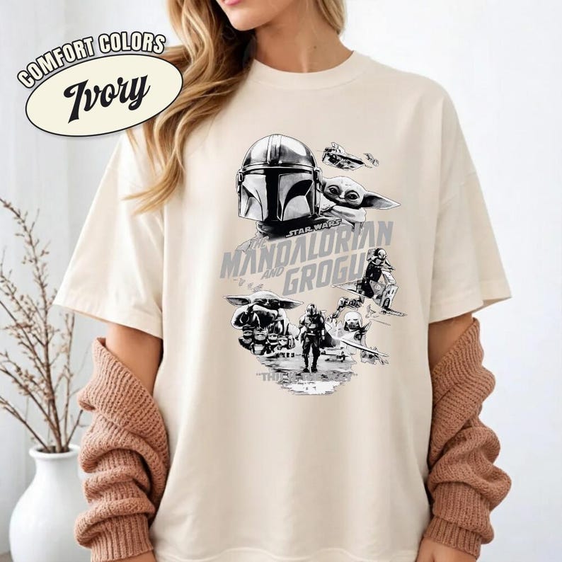 StarWars The Mandalorian Grogu T-Shirt, Retro StarWars Shirt, Disneyland Family Matching Shirt, Galaxy's Edge Trip, Father Days WDW Bild 3