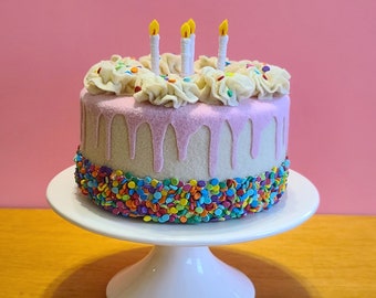 Felt Food Birthday Cake: Vanilla Buttercream, Rainbow Sprinkles
