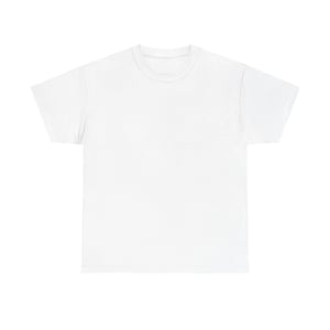 Op de afbeelding: Een effen wit t-shirt met een ronde hals en korte mouwen. Het shirt is gemaakt van een zacht materiaal, waarschijnlijk katoen, en wordt gepresenteerd op een witte achtergrond. Een basic, veelzijdig kledingstuk.
