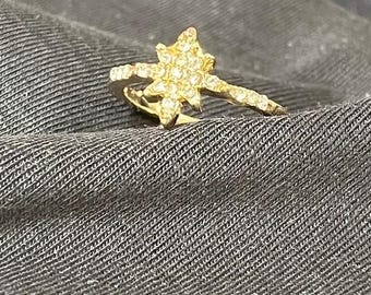 Stralende Starburst-kristallen ring – goudkleurige statementband