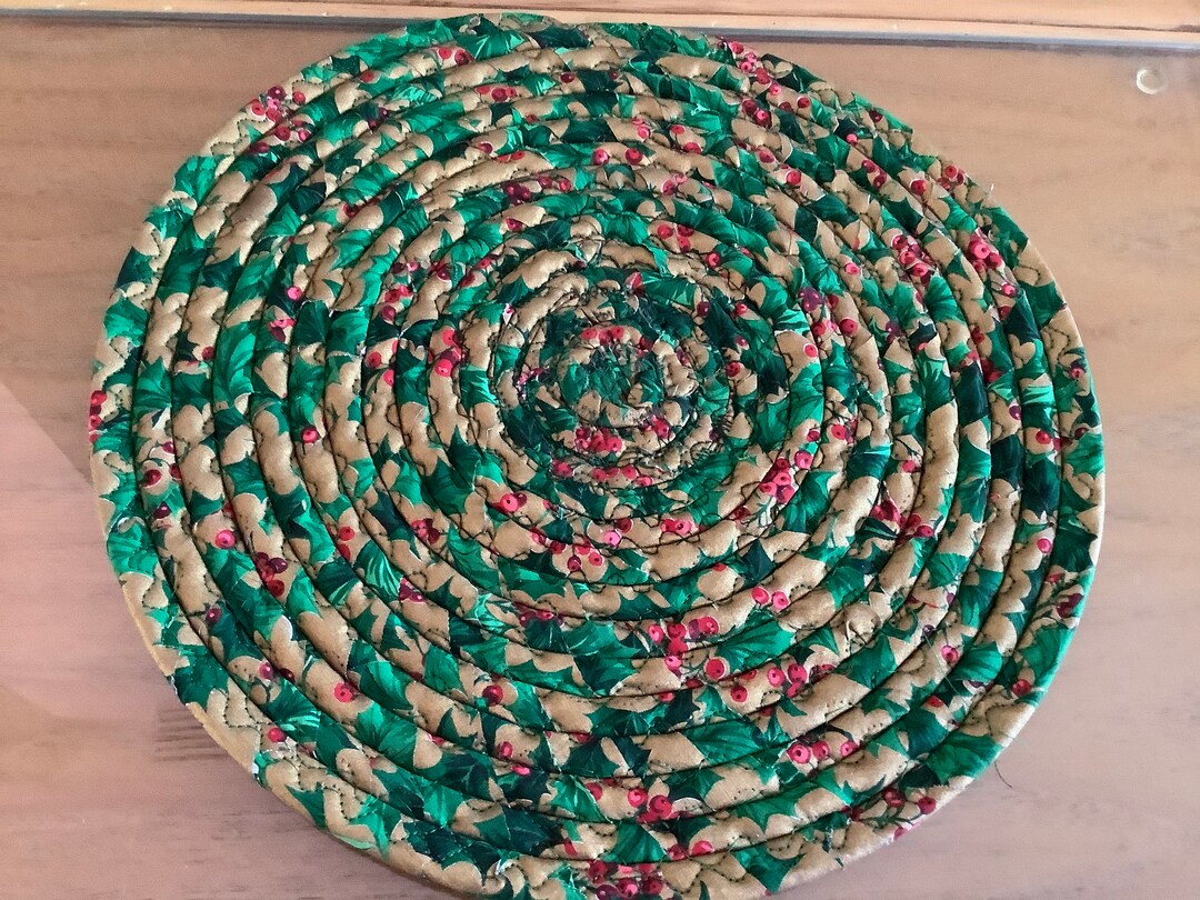 Christmas Fabric Coiled Mat | Holiday Decor, 13