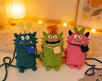 Crochet Monster Phone Bag, Yarn Handbag, Funny Mobile Cover, Whimsical Accessory