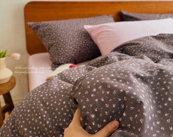 Vintage Floral Duvet Cover, Dark Brown Pink Wildflower Bedding Set (Twin-Full-Queen-King)