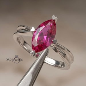 Anillo de compromiso con rubí marquesa, anillo de rubí rosa de plata 925, anillo solitario con engaste de corazón, anillo de rubí con brazo dividido, anillo de regalo con la piedra de nacimiento de julio.