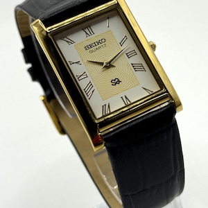 Vintage Seiko Slim Quartz Rectangular White Dial Leather Band Men's Wrist Watch
