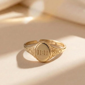 11:11 Engraved Gold Signet Ring | Adjustable Vintage Personalised Ring | Minimalist Gold Ring | Gift for Her | Spiritual Jewelry
